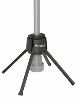 Stativbasis mit drei Beinen und Markenlogo.